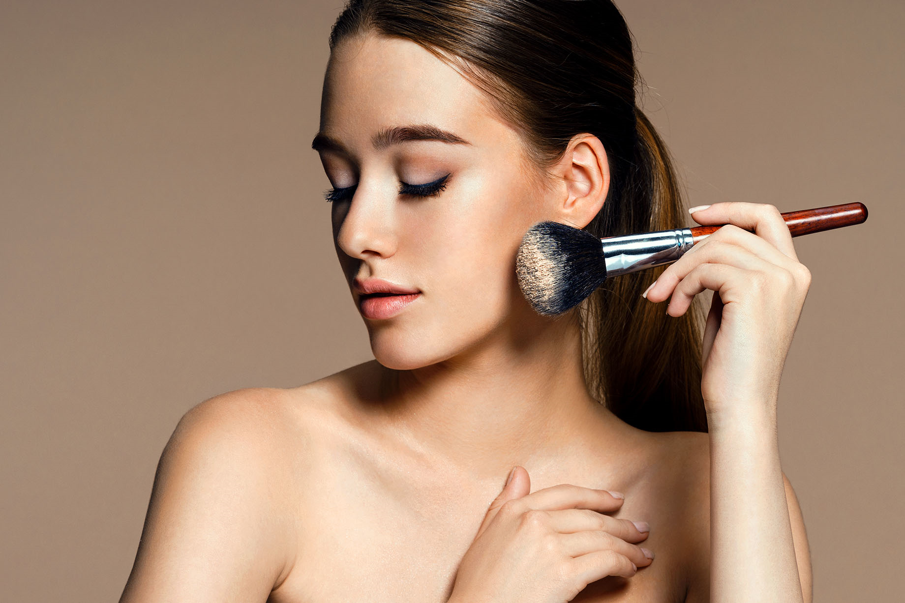 The Scentbird Guide to Powder Scents Cozy Perfumes for Classic